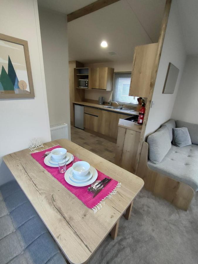 3 Bedroom Luxury Caravan - Vans With Business Sign Not Allowed Port Seton Exterior photo